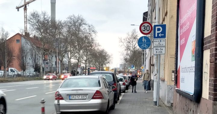 Engstelle Kasinostraße mit Benutzungspflicht